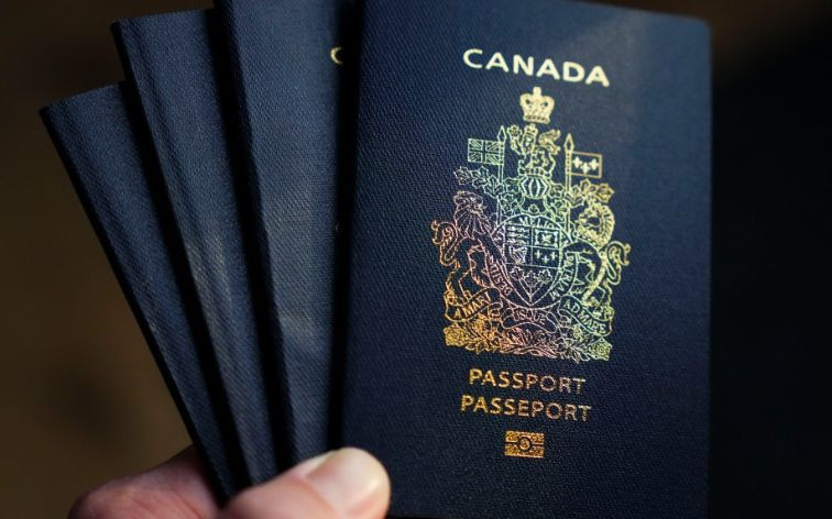 Những loại Passport Canada phổ biến